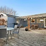 3 Bedroom Awesome In Одде