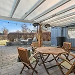 3 Bedroom Awesome In *