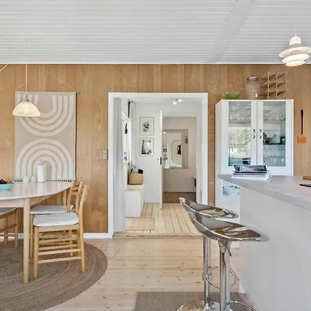 펜션 3 Bedroom Awesome In *