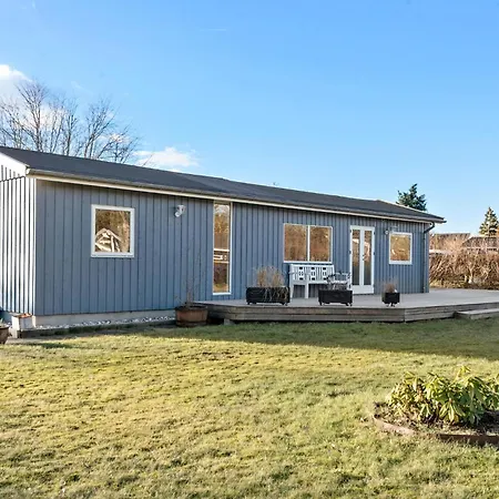 3 Bedroom Awesome In *