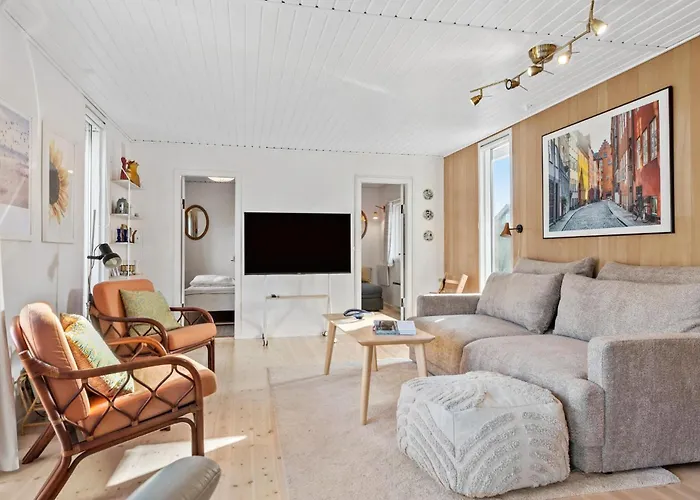 3 Bedroom Awesome In Hébergement de vacances Odder