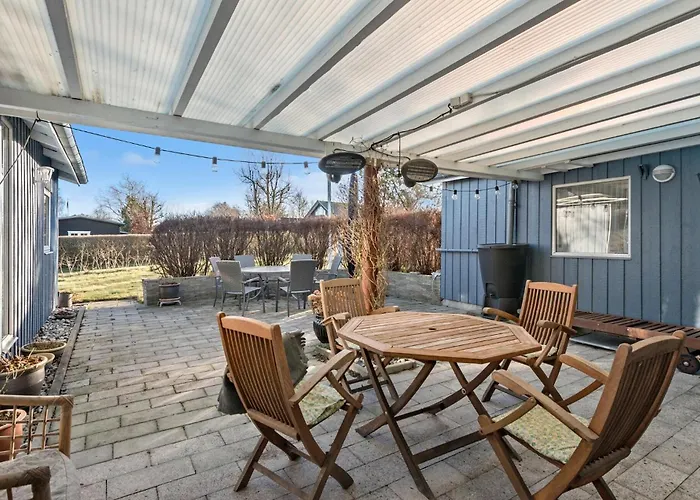 3 Bedroom Awesome In *